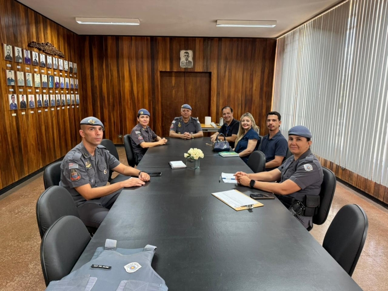 Noticia secretaria-da-cultura-se-reune-com-comando-da-policia-militar-sobre-seguranca